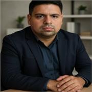 Profesor especializado en informatica y sus dependencias